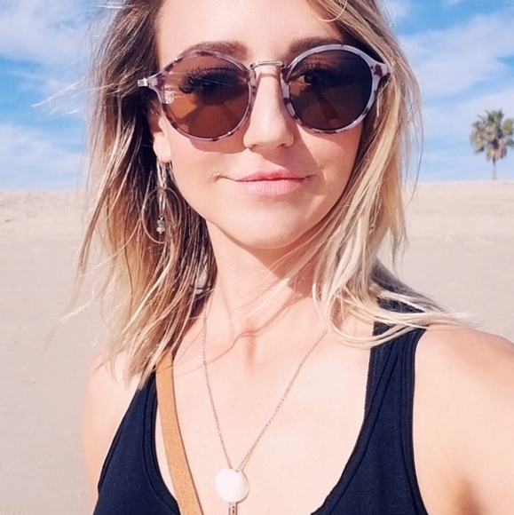 Meet your Posher, Katie - Picture 4 of 4